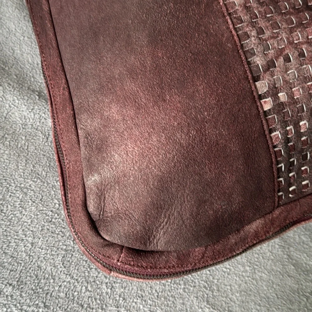 Old Trend Women's Genuine Leather Dorado Expandable Hobo Bag NWT